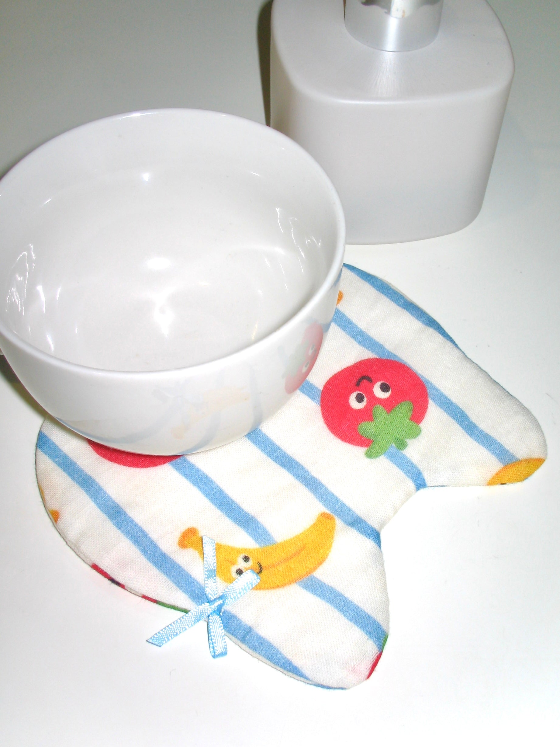 Cat-Shaped Coaster – Fruit Print